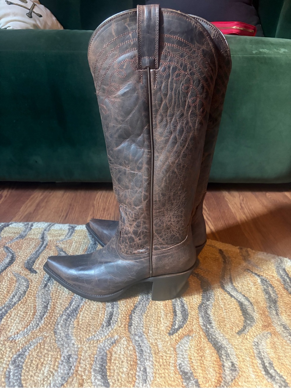 Classic Brown Leather Cowboy Boots - 7.5 boot barn Western knee high